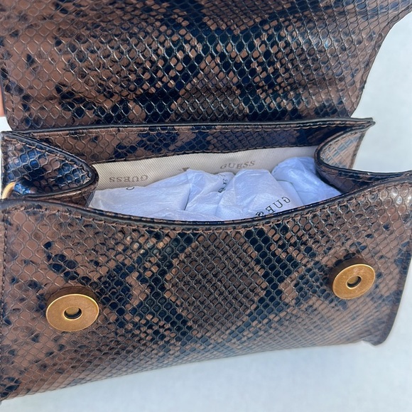 New GUESS Stephi Micro Mini Crossbody Bag - Picture 11 of 12
